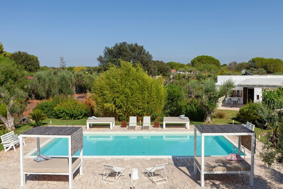 Villa with Private Pool, Pizzeria, Beach for Kids