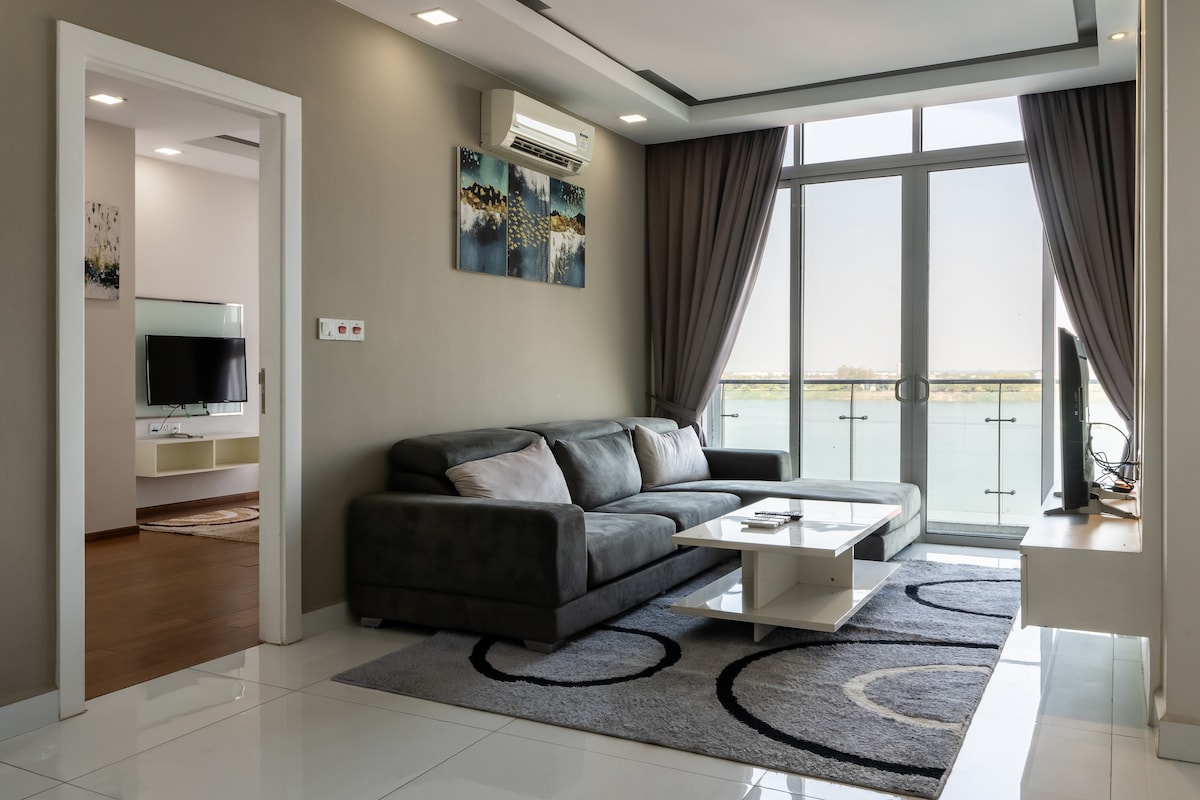 Mekong River View 2BR Serviced by Soben Homes