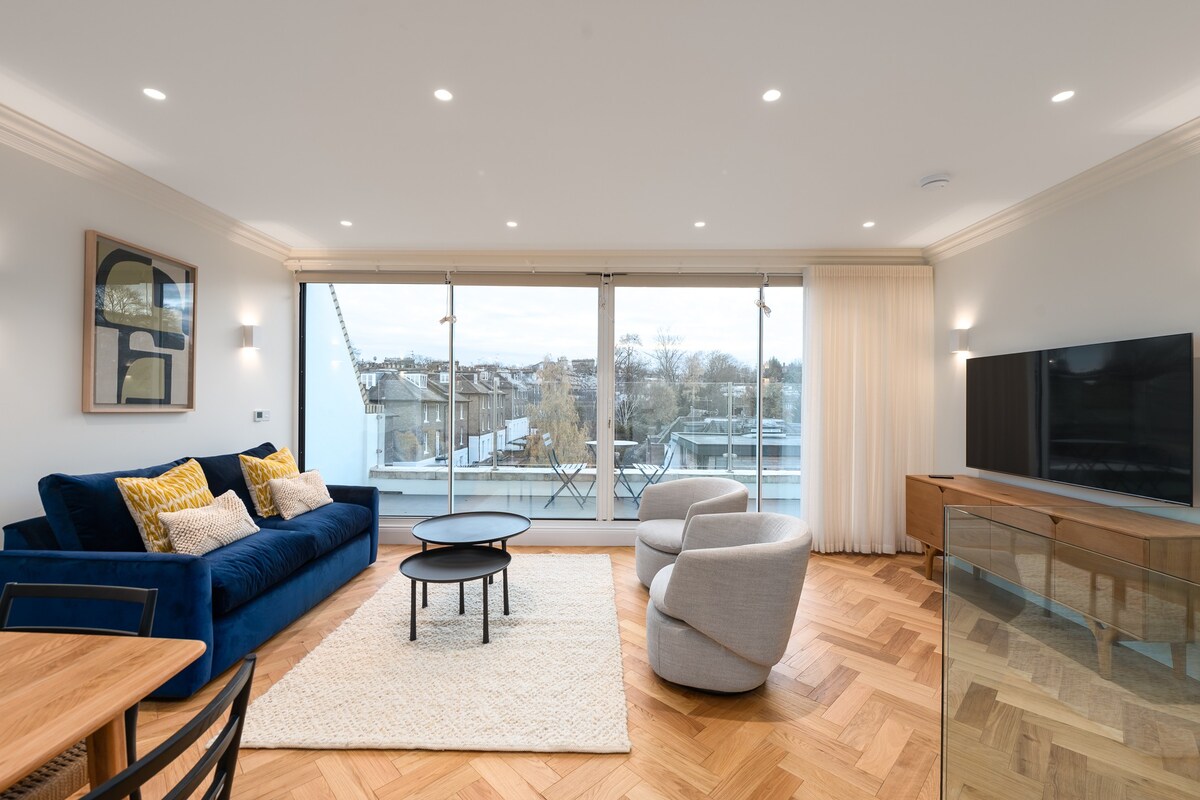 Stunning Hampstead Home (RH9)