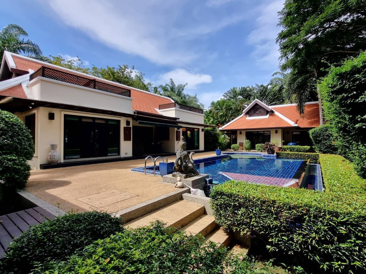 4BDR pool villa near Naiharn beach@ Rawai- Phuket