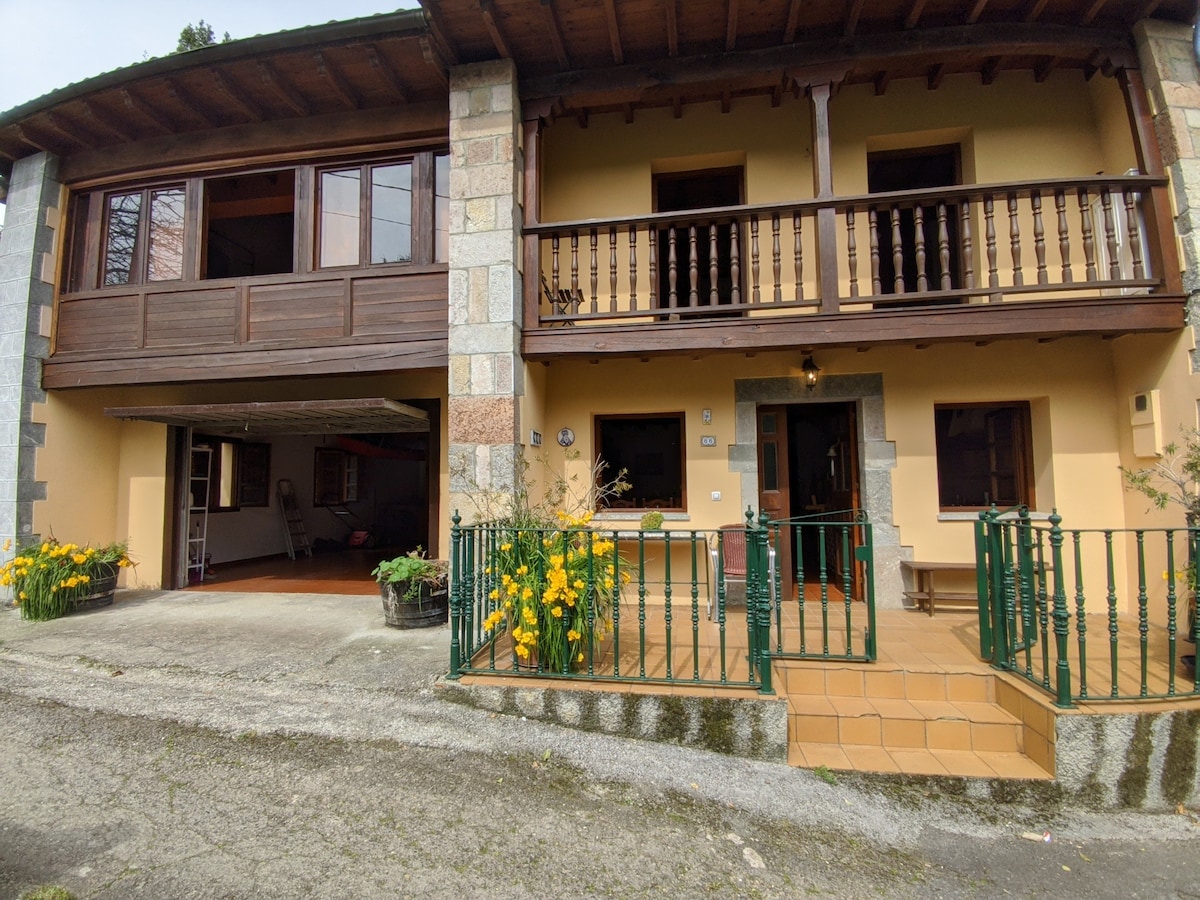 Casa para 9-10 personas a 4 km de la playa