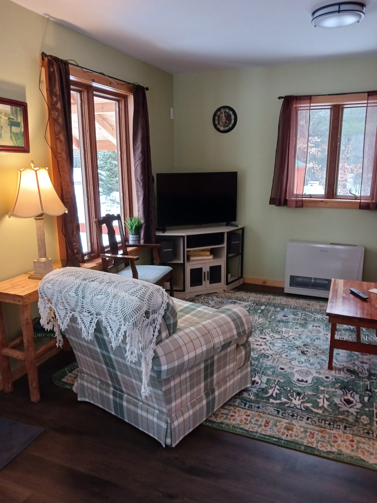 Cozy Cabin in the Adirondacks