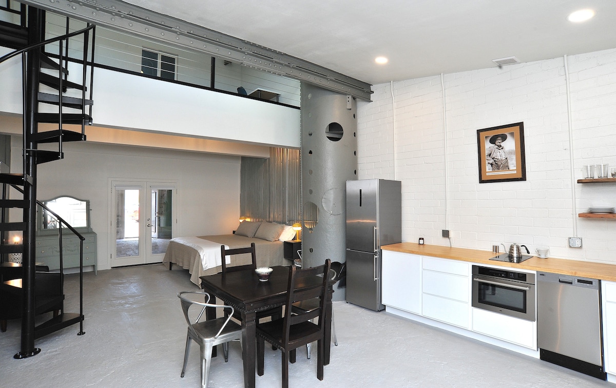 Downtown Live/Work Loft - Unit C