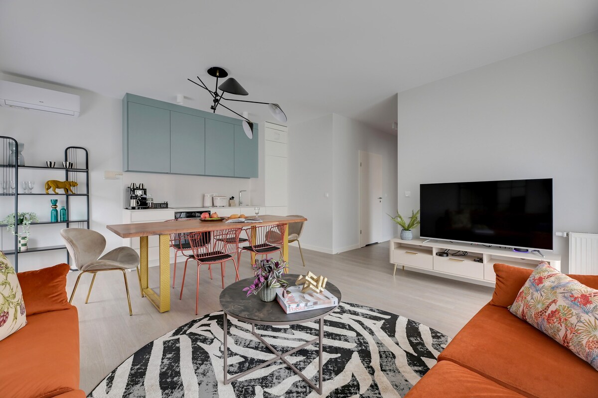 Modern 3-bedroom apartment with parking