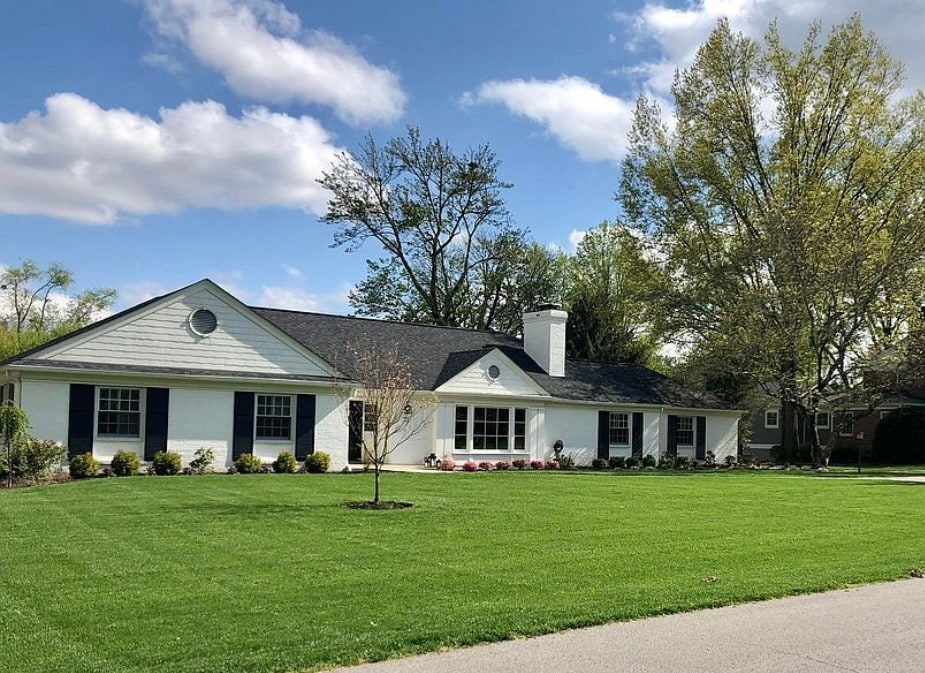 Derby/PGA beautiful home w/pool