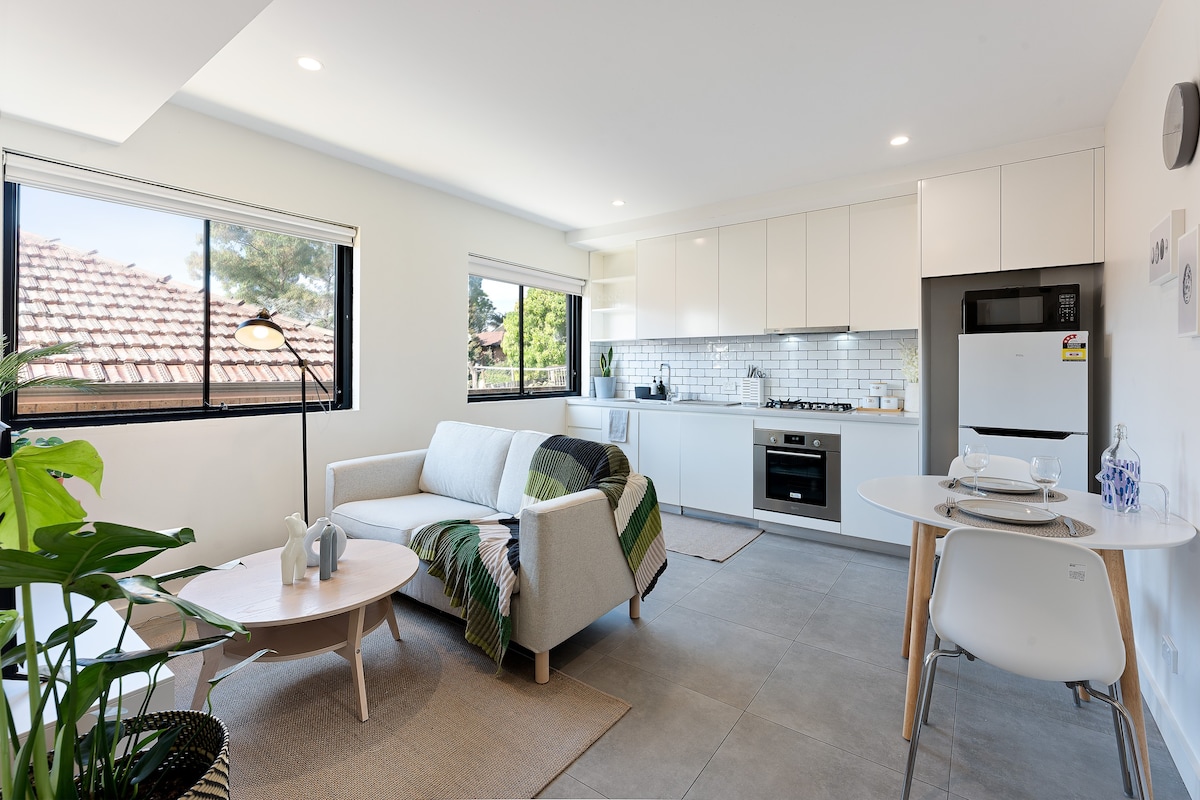 Home Away in Dulwich Hill - HS3