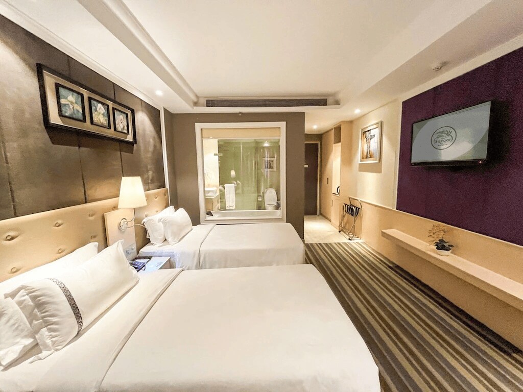 Superior Twin Room with Balcony 200