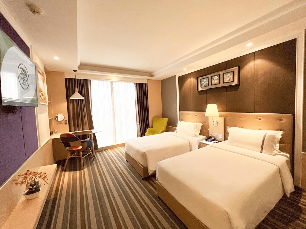 Superior Twin Room with Balcony 200