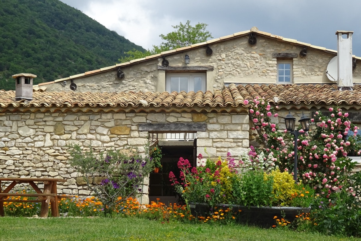 Gîte avec piscine en Provence