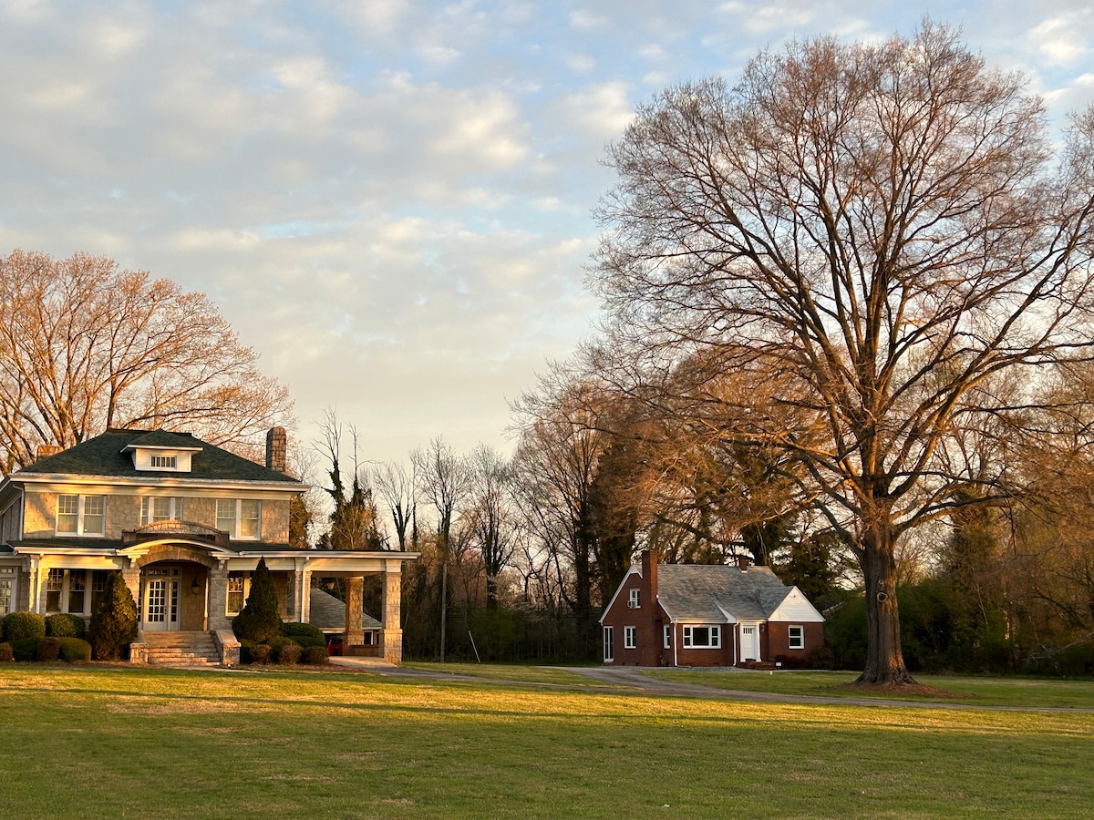 Oakwood Cottage