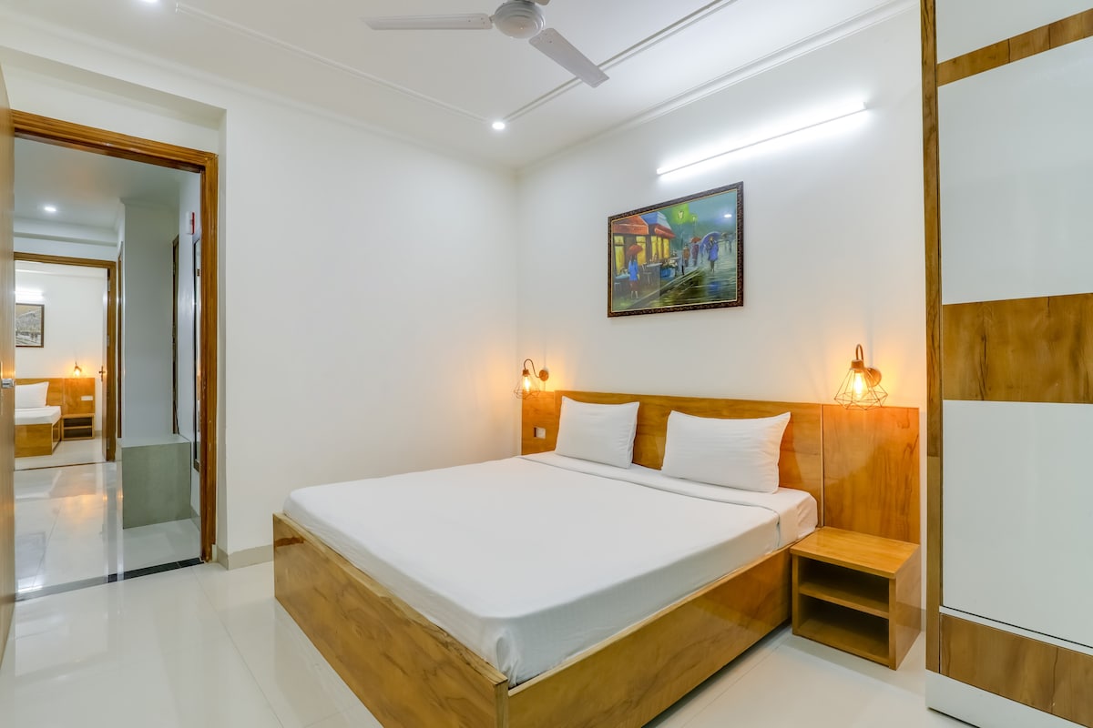 Peacefulhuts Premium 2BHK