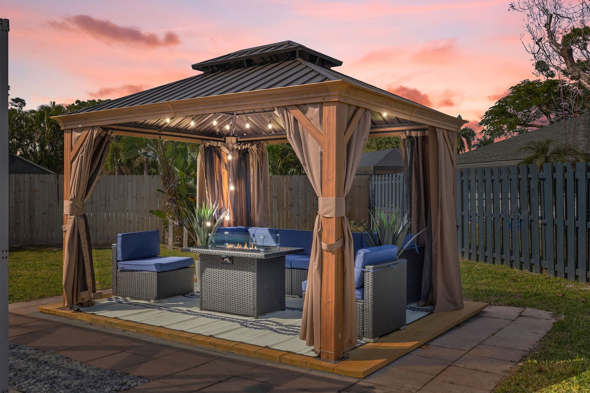 6 people Hot tub, Gazebo, firepit table Oasis Home