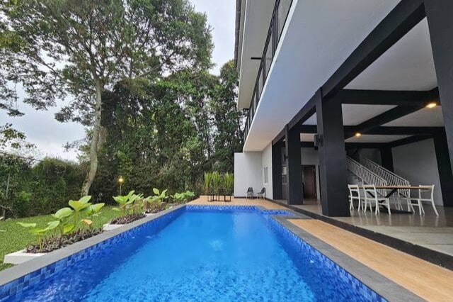Villa Bandung Lembang With Private Pool