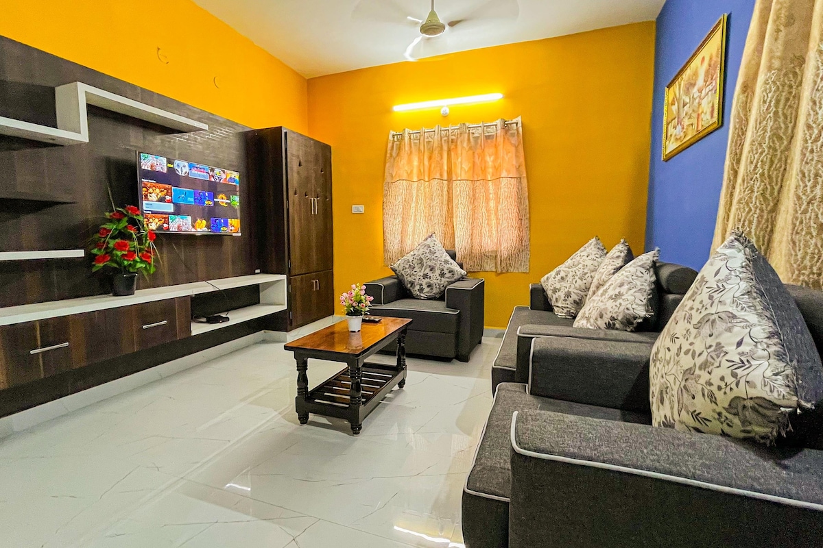 Peaceful Haven 6BHK Flat Home Stay AC Bedrooms