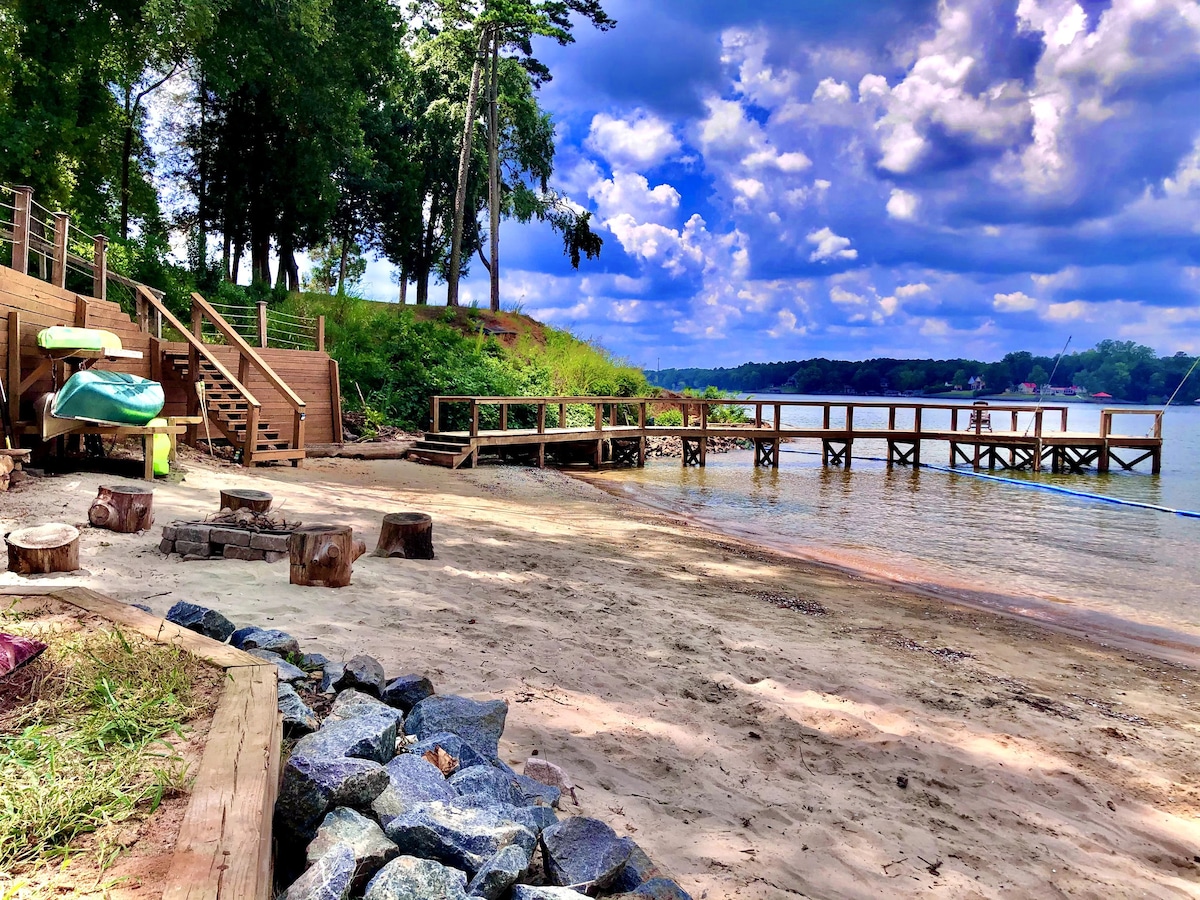 Overlook of Lake Wylie