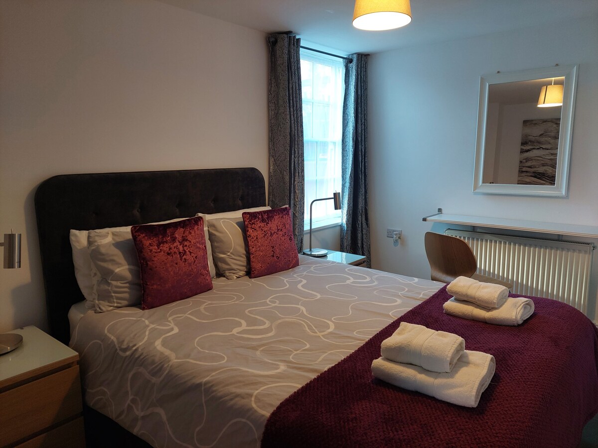 Flat 1 - Clean, Cosy and Comfortable