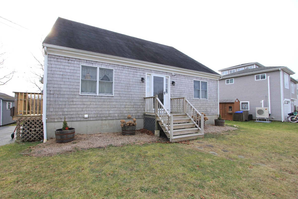 34 Canal View Spacious home w/ Cape Cod canal view
