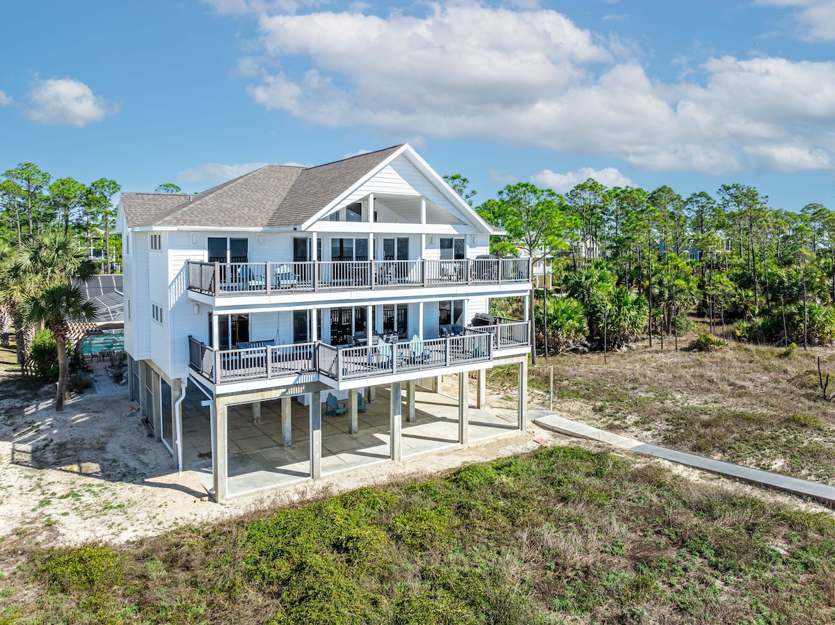 Beachfront, 2 Kitchens, Elevator, Pool/Spa