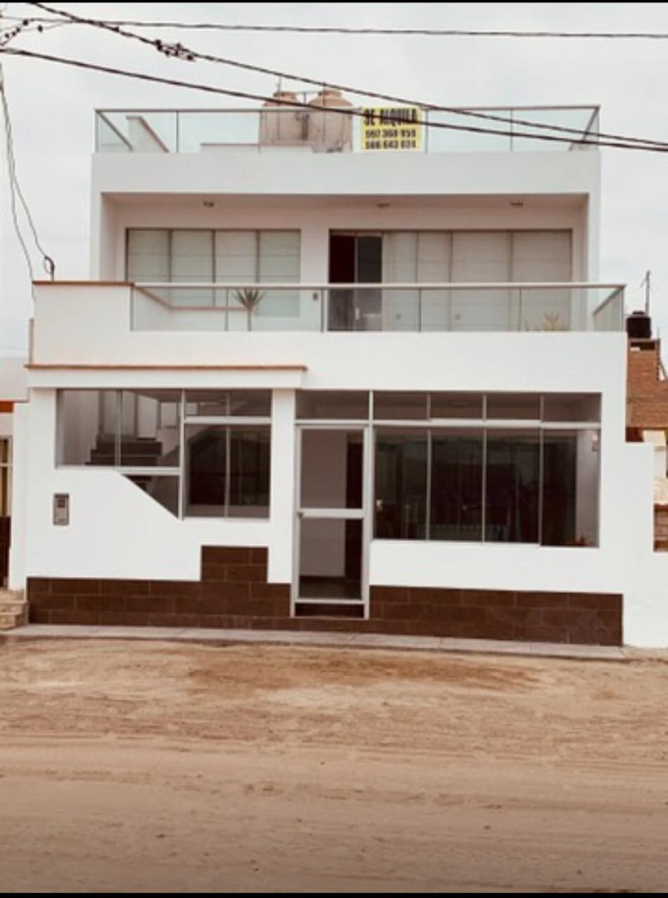 Casa frente al mar Playa Lobos