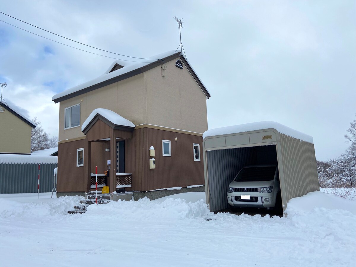 Yotei Chalets 2 - Niseko W/4WD