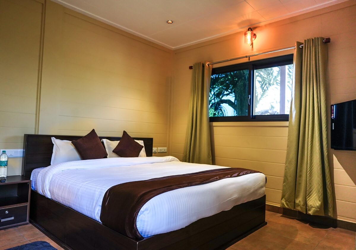 Wayanad Deluxe Coffee Plantation View Room