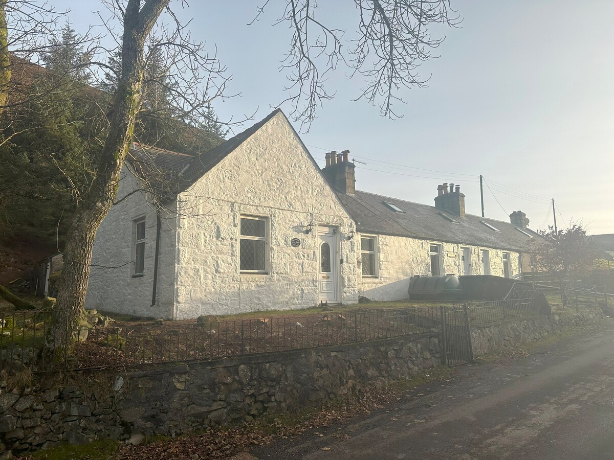 3 Bed Cottage in the peaceful village, Wanlockhead