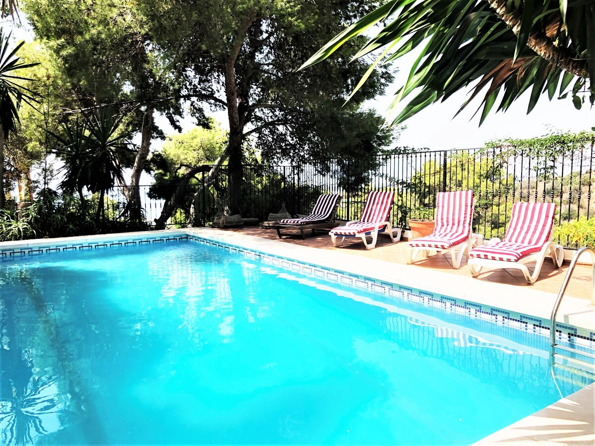Villa Pinares-Málaga, piscina privada