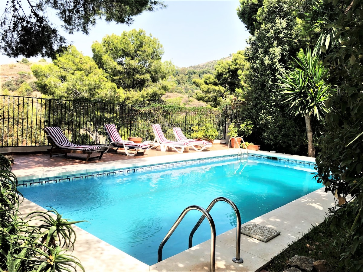 Villa Pinares-Málaga, piscina privada