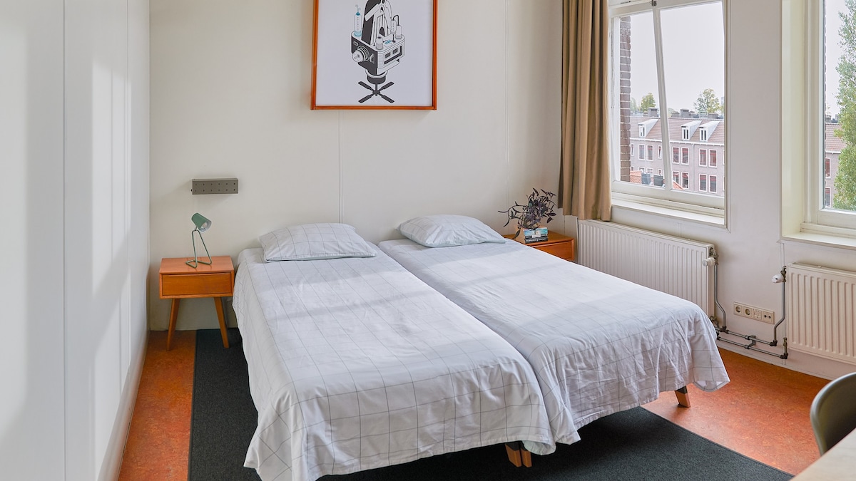 Bright room in Amsterdam-East