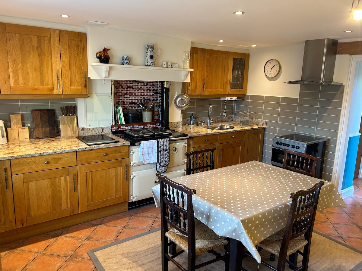 Courtyard Cottage, Hindon