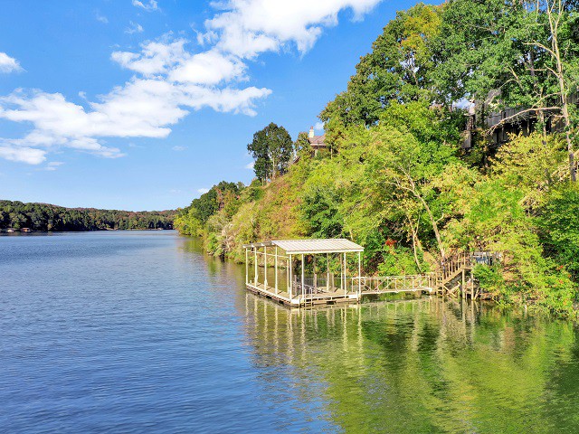 Lakefront, Dock, Pool, Golf, Fun