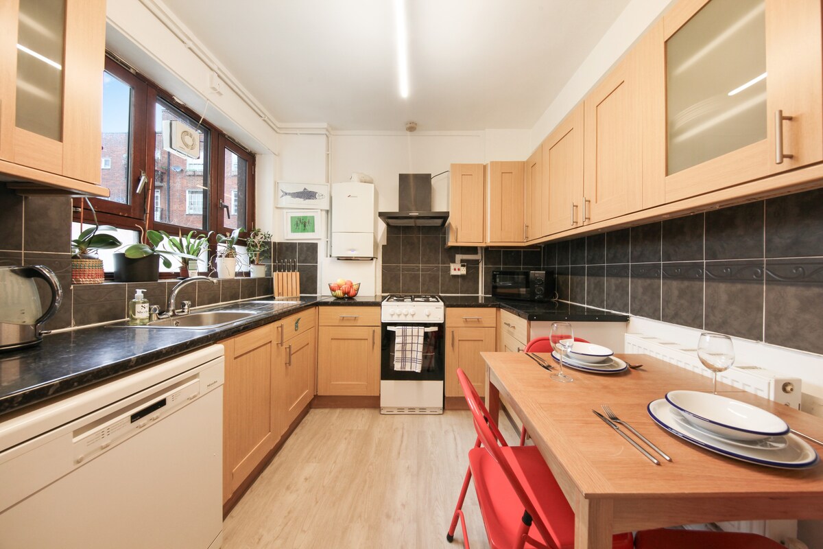 Cosy & Spacious King's Cross Home - Prime Location