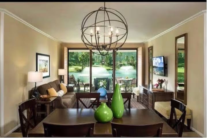 Escondido Welk resort 2 bdrm Condo pools and golf