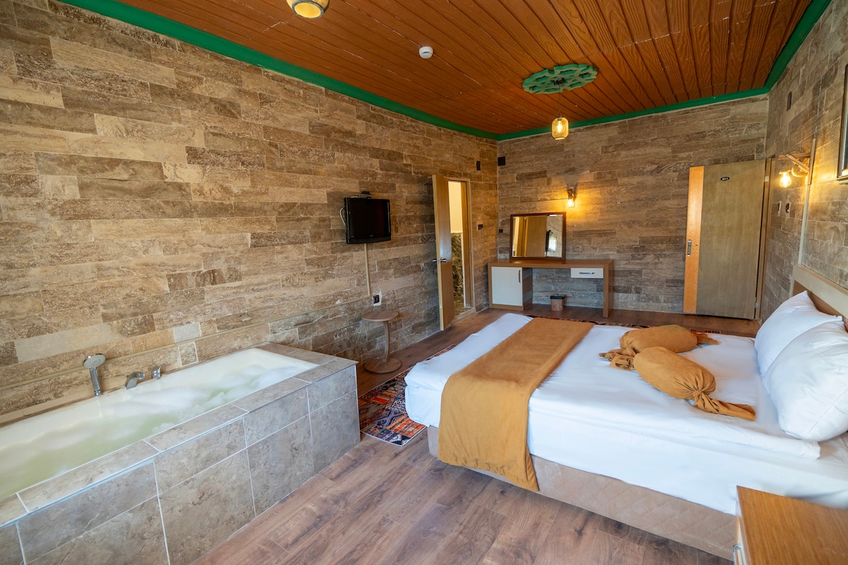 Arton in Cappadocia Hotel - Jakuzi Room