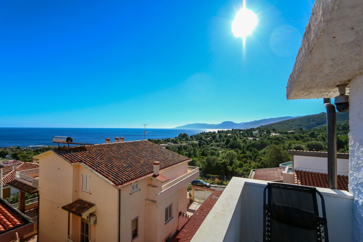 Luna Blanca House with beautiful view and A/C