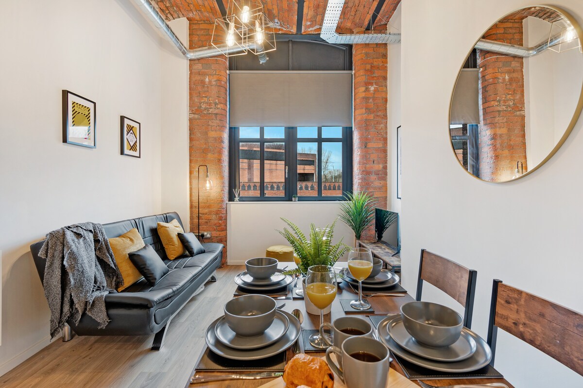 Fab 2 Bed Apt in Mill Conversion | Pass the Keys