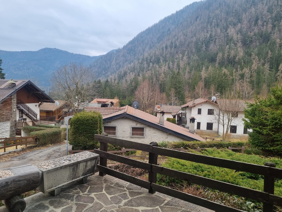 Intera casa di montagna - Borno