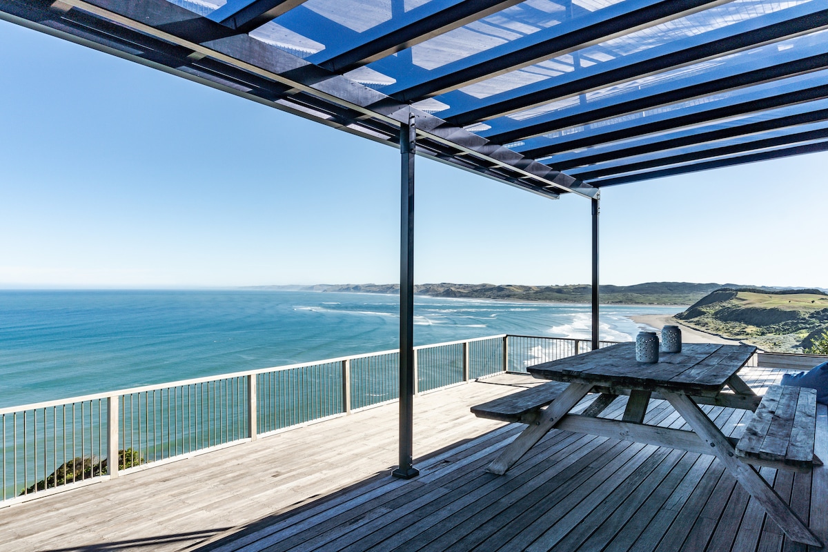 Manu Bay | Panoramic view | Groundswell Property