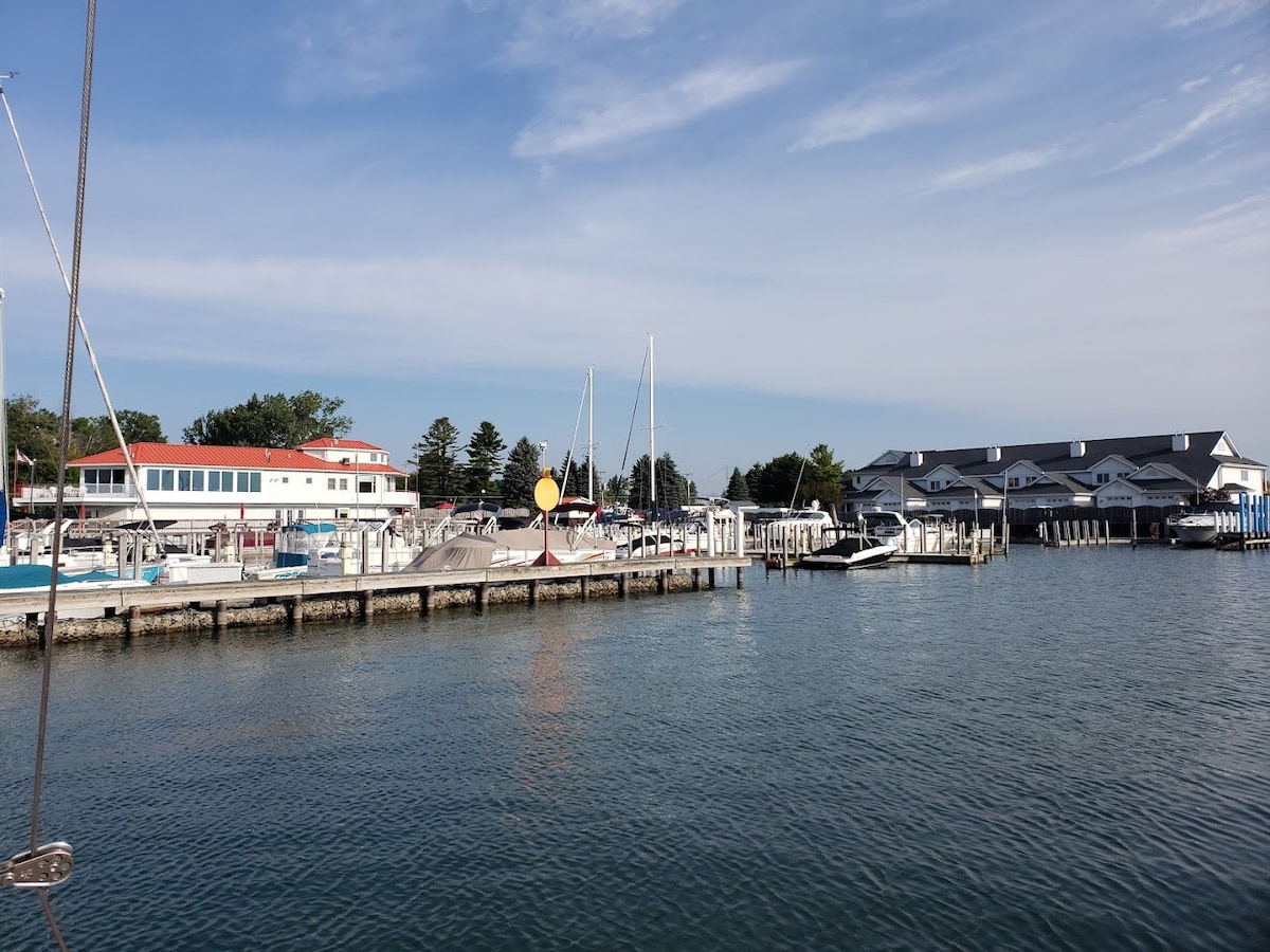 Tawas Beach Getaway, Family Size