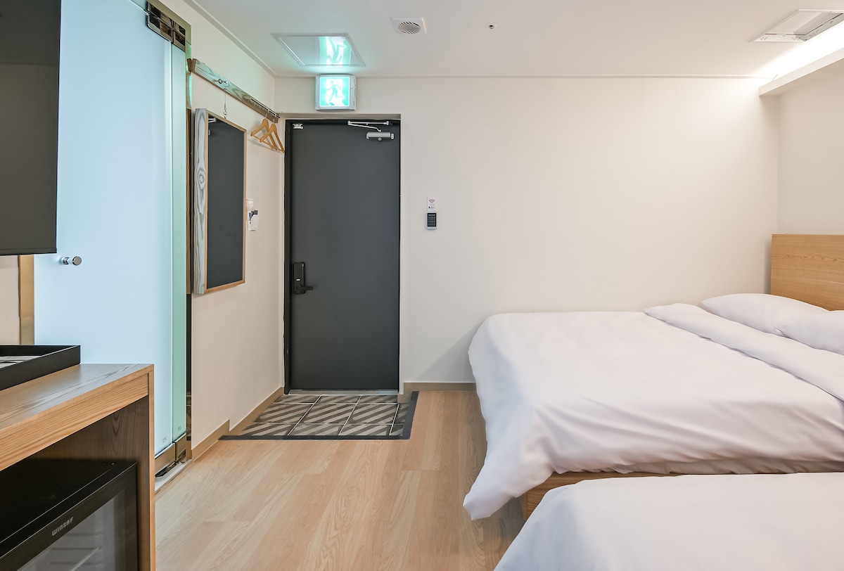 [4PPL_SNH]Hostel in Seoul center_3mins from Metro