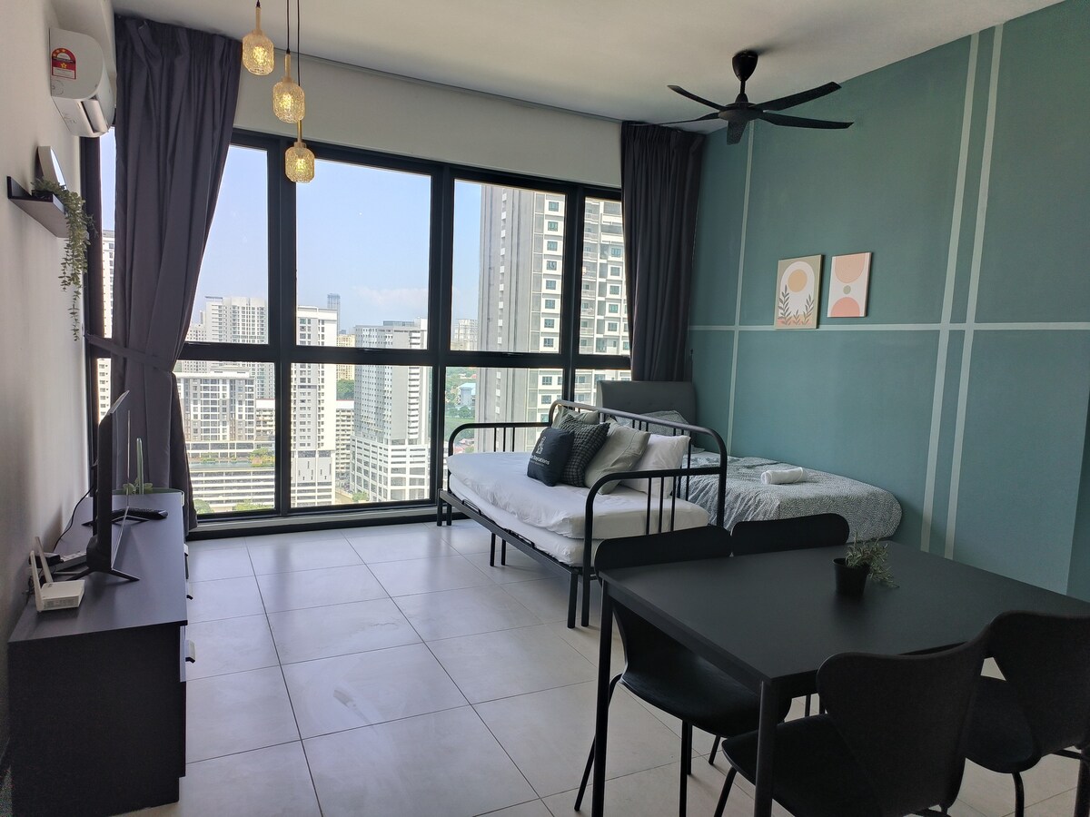 (New)Urban Suite Fantastic 2BR Homestay at town