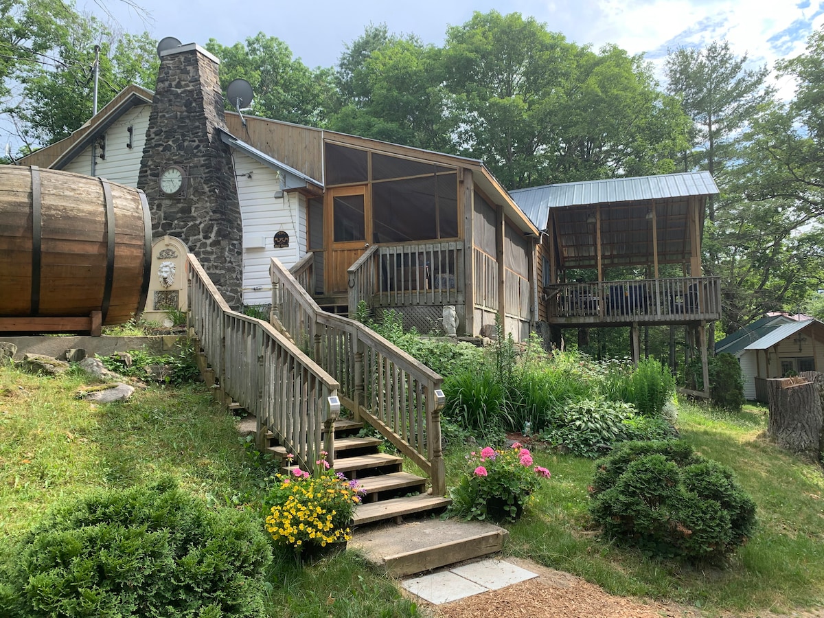 Main House, Springwood Cottage Resort