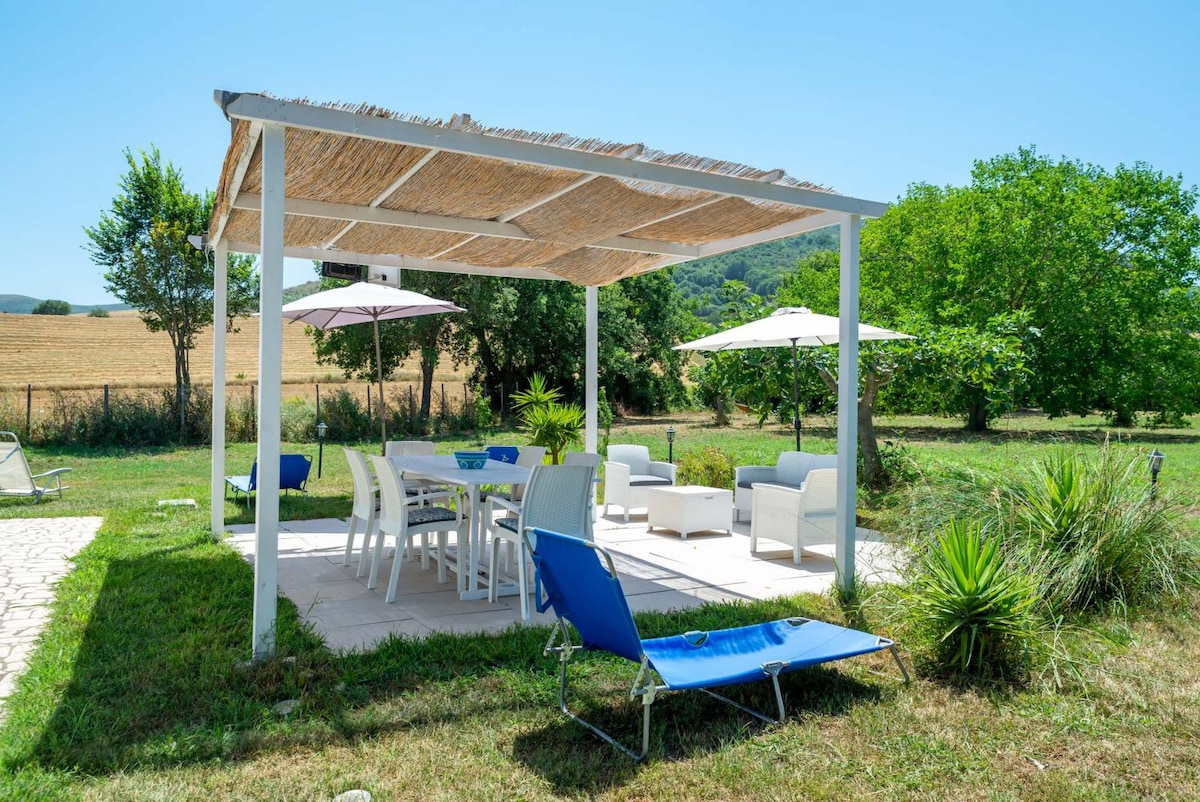 Agropoli - 350 meters by the sea. Private Garden