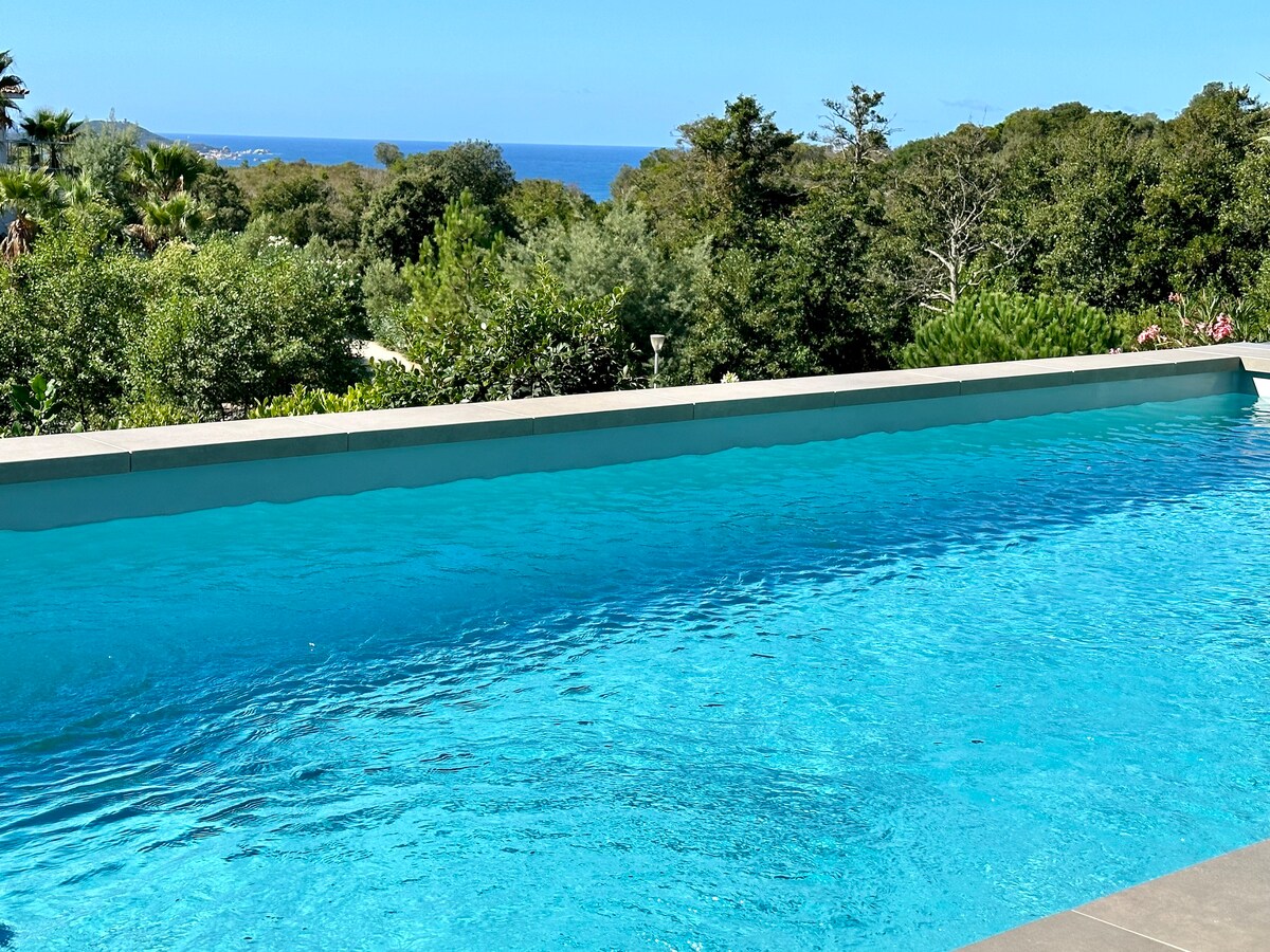 PORTICCIO  , piscine privée, vue mer,maquis