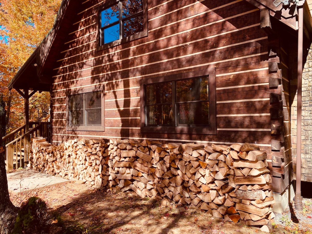 Log cabin with Wellness feature