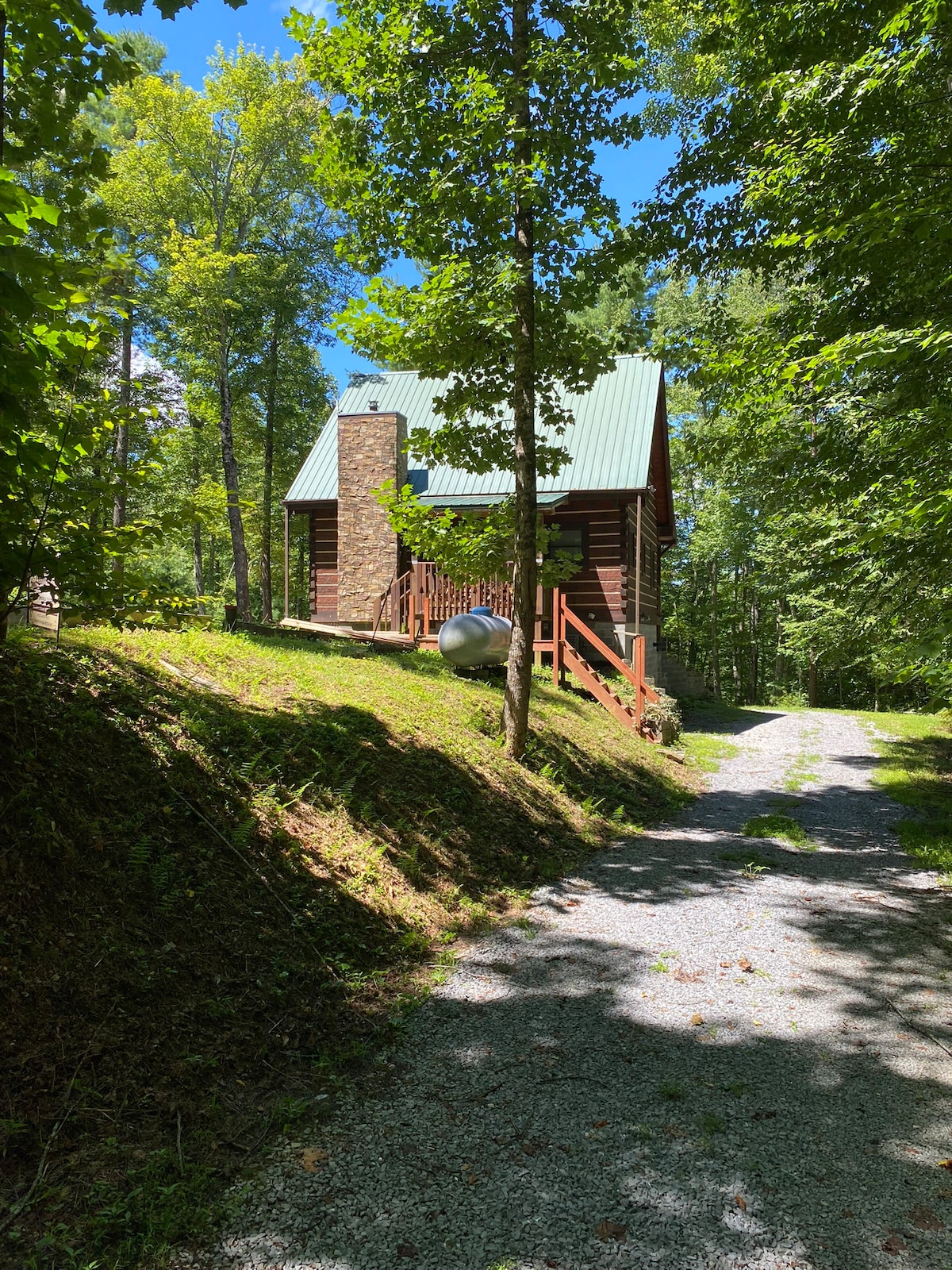 Log cabin with Wellness feature