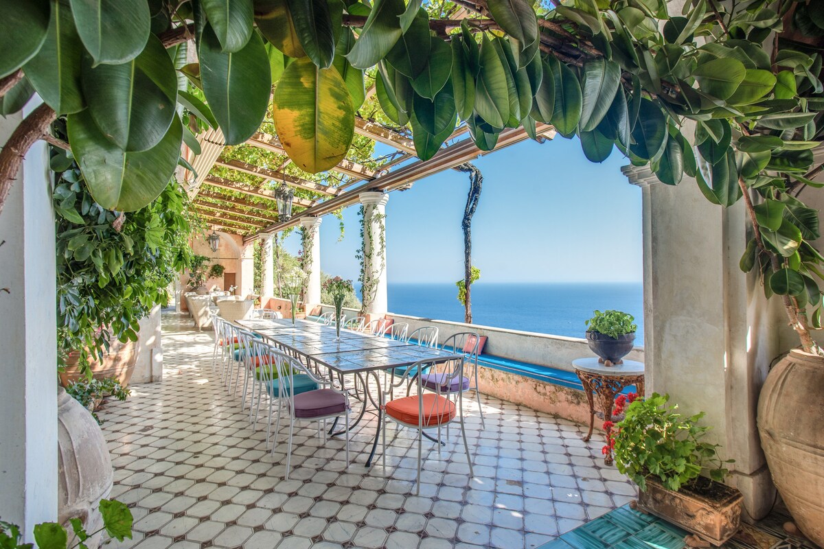 Villa Magnificient view on the amalfi coast & pool