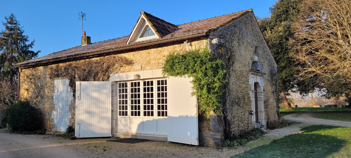 Château d'Ecoyeux, gîte : Le Royal Cagouille