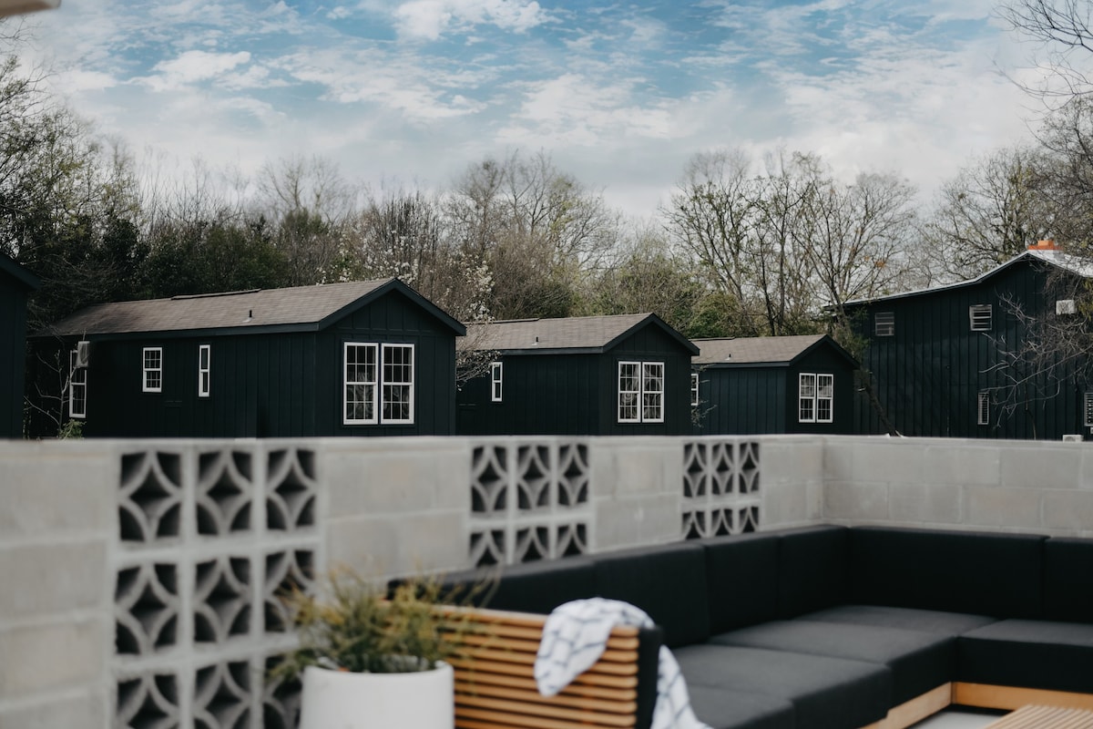 San Marcos Pool View Cabins