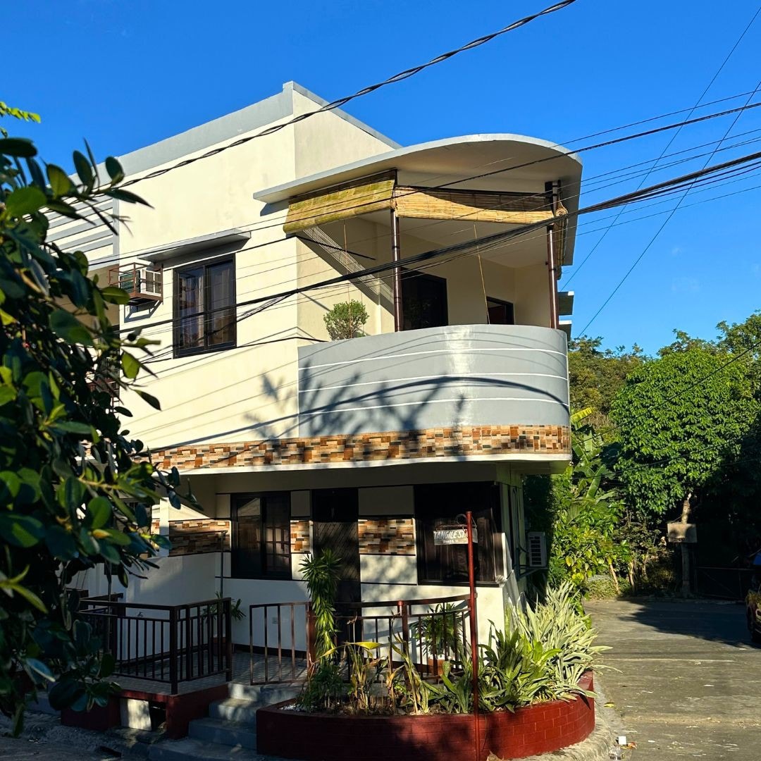 Apartment Home Unit close to Philippine Arena